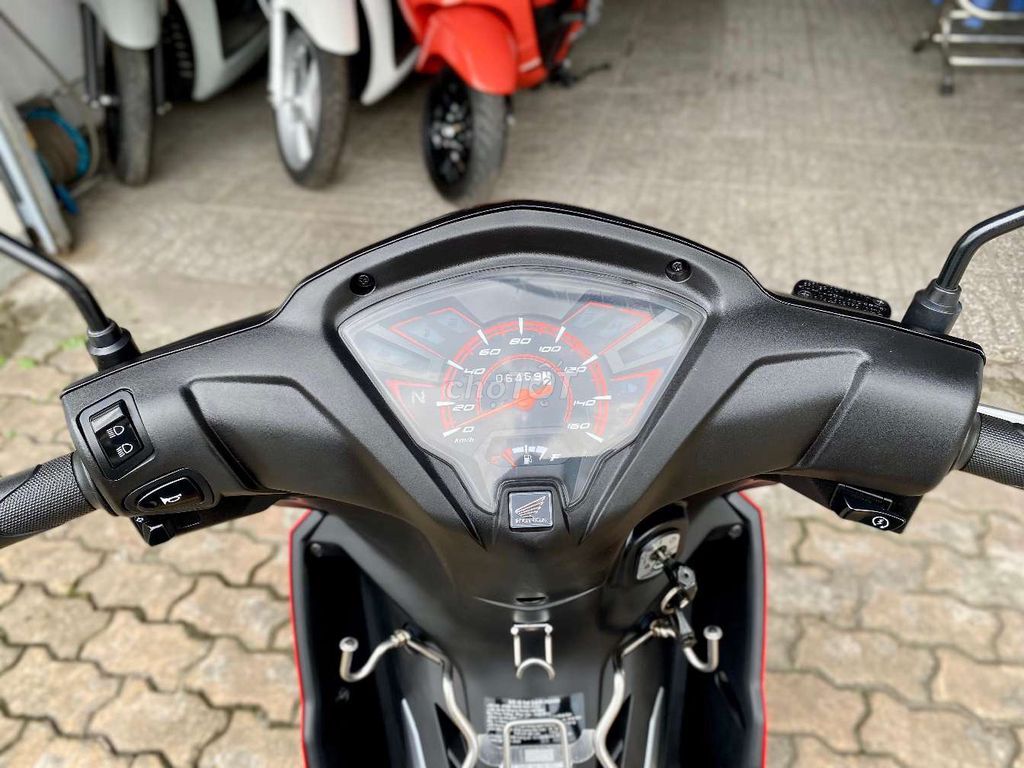 Honda Wave RSX Fi 2024 Siêu lướt 6.000Km. Mua bán Xe máy tại Quận Ninh Kiều Cần Thơ được đăng bởi Xe Máy TÂN LIÊN HƯNG 1 91B hình 9