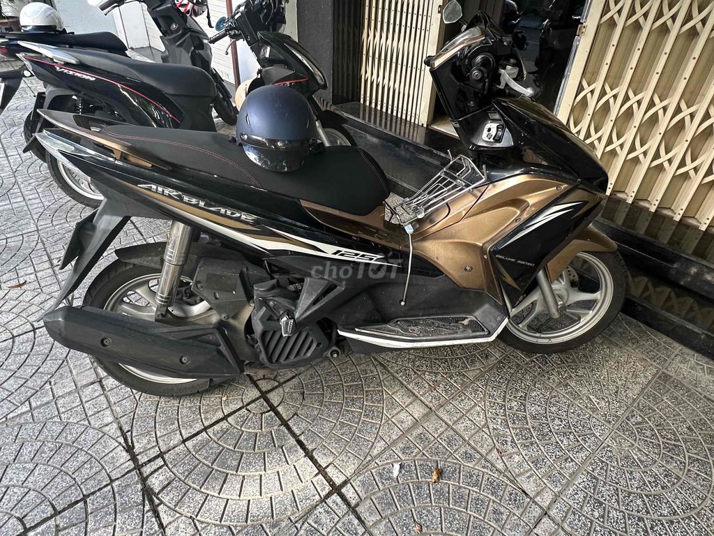 Honda Air Blade 2013, коричнево-черный, 87 000 км