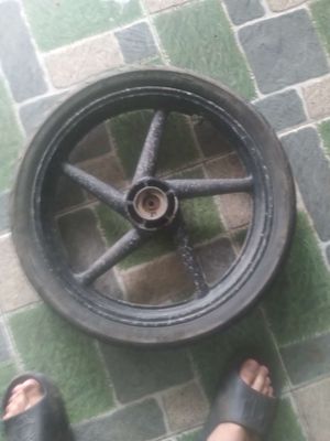 Mâm xe máy Suzuki X-Bike 125 Hợp kim Đen. Mua bán Phụ tùng xe tại Huyện Bến Lức Long An được đăng bởi Phạm Quốc Hoà