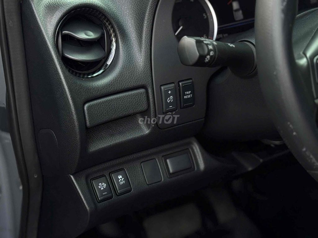 Nissan Navara 2023 Pro-4X 2.3 AT 4WD - 29000 km. Mua bán Ô tô tại Quận Tân Phú Tp Hồ Chí Minh được đăng bởi Thuý Thanh hình 6