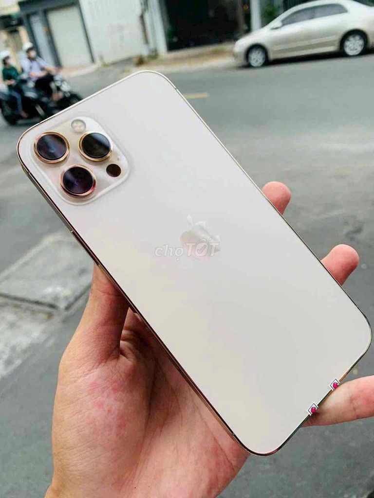 Apple iPhone 12 Pro Max 128GB Vàng. Mua bán Điện thoại tại Thành phố Vũng Tàu Bà Rịa - Vũng Tàu được đăng bởi Nhí Lắk hình 1