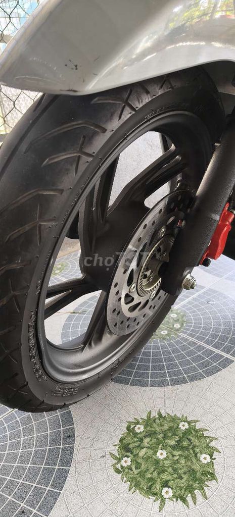 Kẹt tiền cần bán SH 160cc dk 09/2024. Mua bán Xe máy tại Huyện Cờ Đỏ Cần Thơ được đăng bởi Cát Bụi Là Ta hình 4