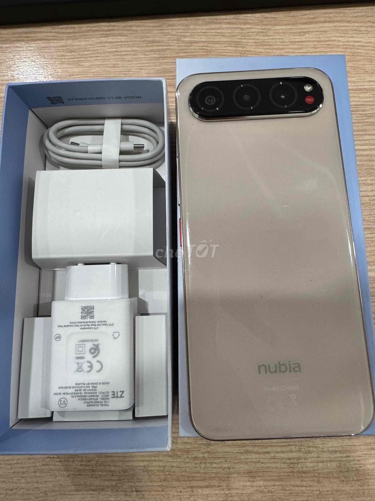 ZTE Nubia Air 5G 256GB Vàng Gold Likenew. Mua bán Điện thoại tại Quận 4 Tp Hồ Chí Minh được đăng bởi Hoà Nguyễn hình 1