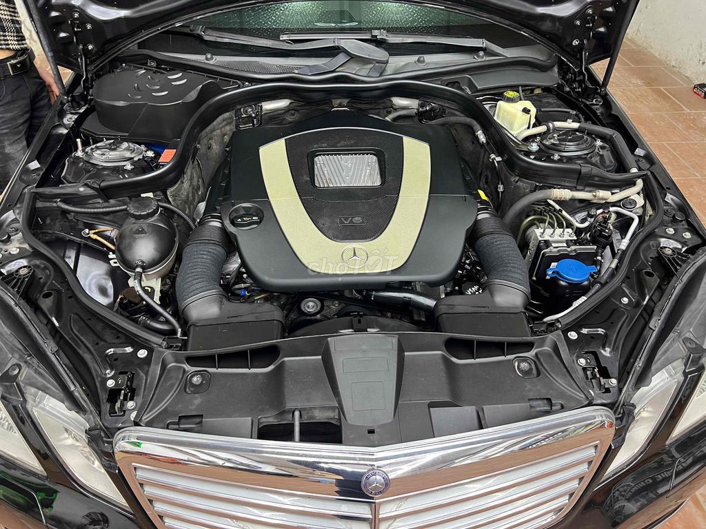 Mercedes Benz E Class 2009 E300 - 12968 km. Mua bán Ô tô tại Quận Thanh Xuân Hà Nội được đăng bởi Đỗ Duy Cảnh hình 6