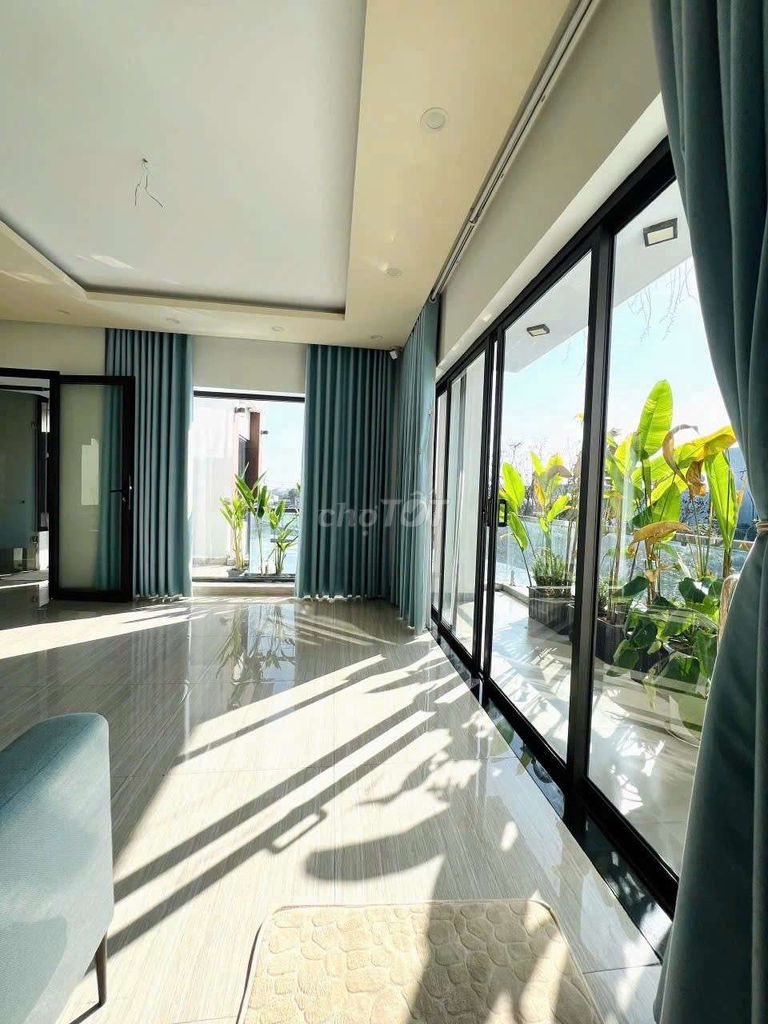 🔥 ПЕНТХАУС 2СП, 2СУ, 250м² – КРАСИВЫЙ ВИД | ЛЕ ТХАК, ДАНАНГ