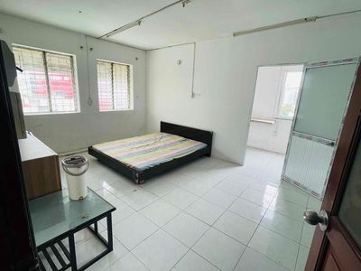 2 phòng ngủ không giới hạn người ở nằm ngay vị trí trung tâm