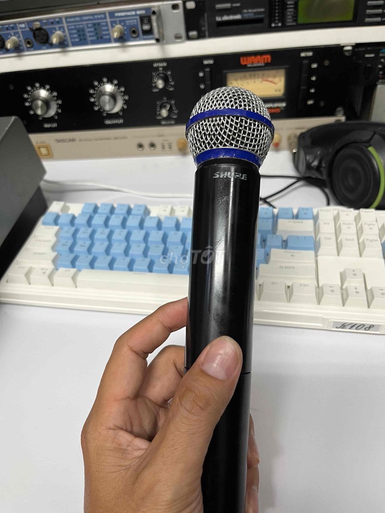 Micro Shure SM 58 Đen. Mua bán Tivi, Âm thanh tại Huyện Hóc Môn Tp Hồ Chí Minh được đăng bởi Mua Bán Oto Lưu Gia Đình  hình 1