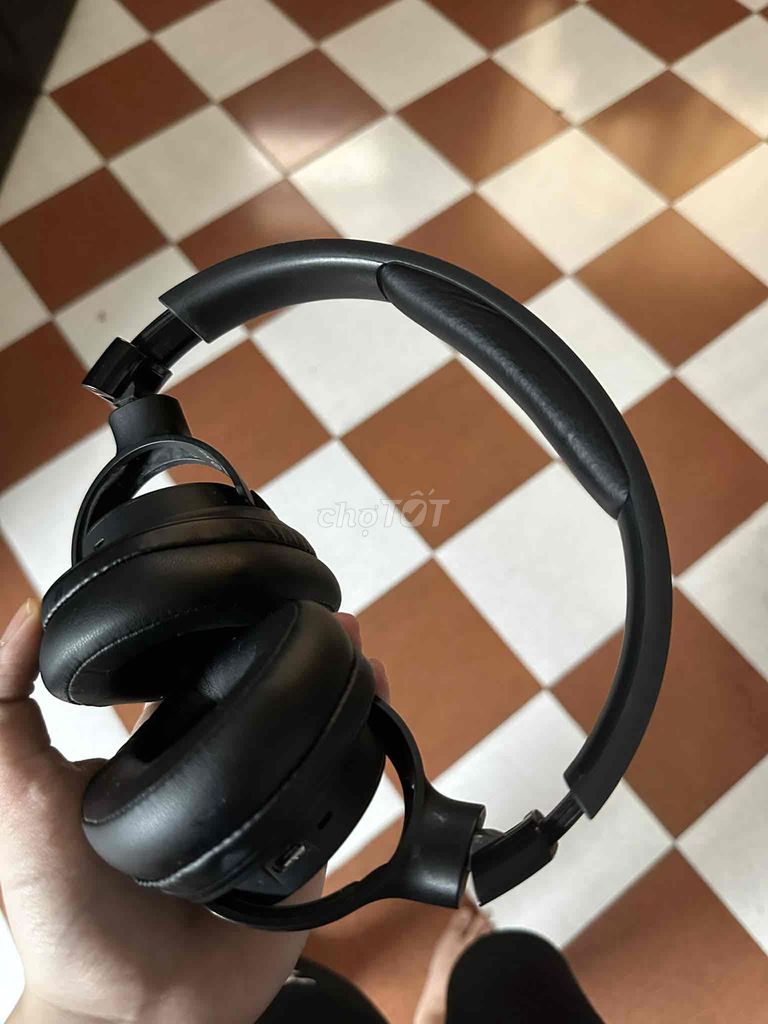 Tai nghe chụp tai JBL Tune 720BT Bluetooth Đen. Mua bán Tivi, Âm thanh tại Quận 5 Tp Hồ Chí Minh được đăng bởi Phương Thảo hình 1