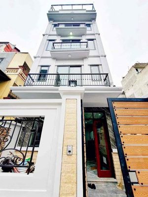 NHÀ GẦN TRƯỜNG ĐẠI HỌC OTO ĐỖ CỔNG 42M2 x 5 TẦNG X 4,5 M MT NGÕ THÔNG. Mua bán nhà ở tại Quận Hoàng Mai Hà Nội được đăng bởi Nguyễn Đức Cảnh