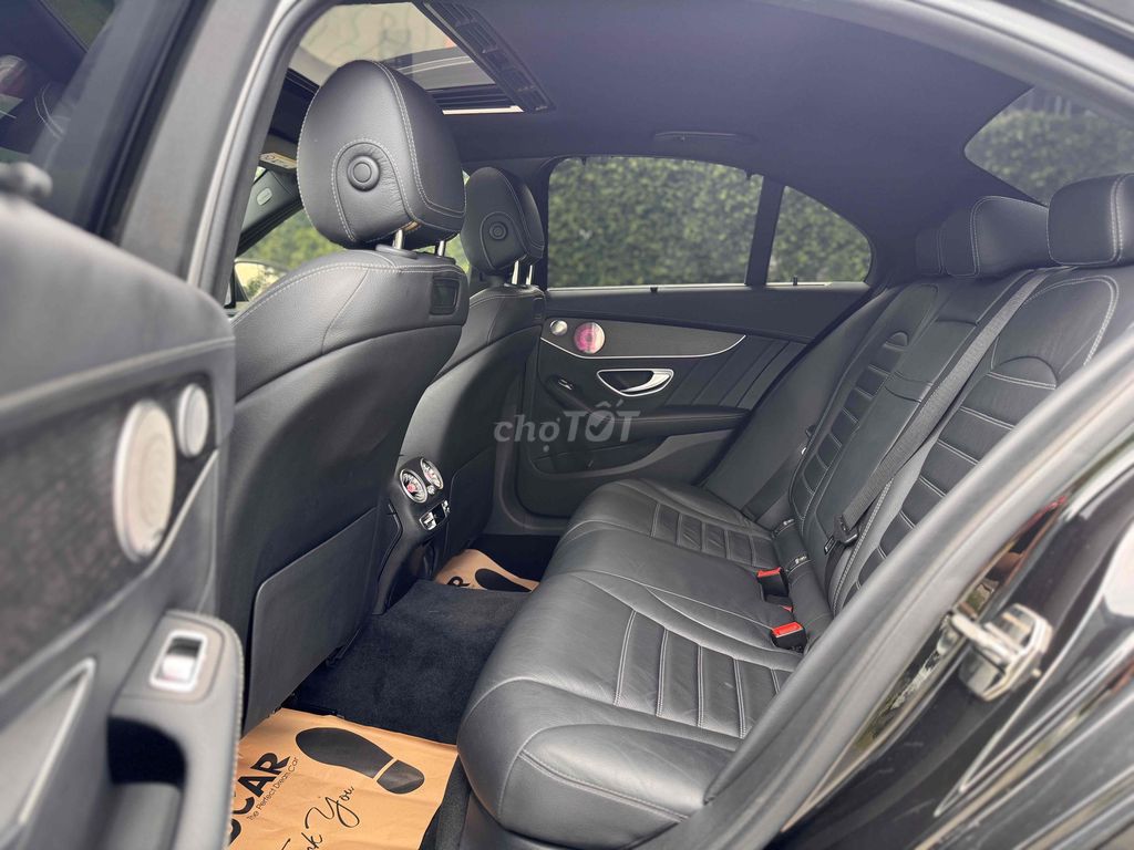 C300 AMG FULL ĐEN UP GALANG C63 BAO CHECK TEST. Mua bán Ô tô tại Quận Bình Tân Tp Hồ Chí Minh được đăng bởi Huỳnh Thiên Bảo hình 15