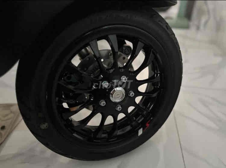 Vespa Sprint 150 Piaggio đen nhám cần bán. Mua bán Xe máy tại Thành phố Tân An Long An được đăng bởi Kha hình 3