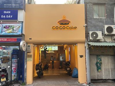 TIỆM BÁNH TUYỂN NHÂN VIÊN CSKH - SOẠN ĐƠN