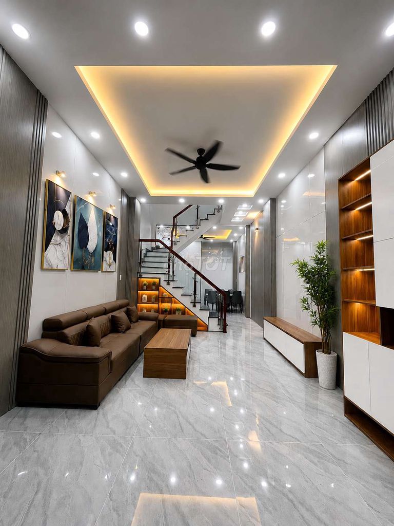 bán nhà trệt, lầu, 3 phòng ngủ