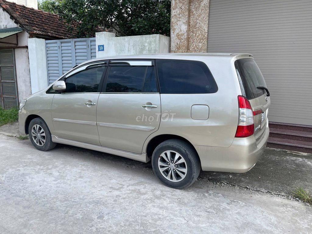 Toyota Innova 2016 2.0E - 110000 km. Mua bán Ô tô tại Quận Nam Từ Liêm Hà Nội được đăng bởi Nguyễn Hà Linh  hình 1