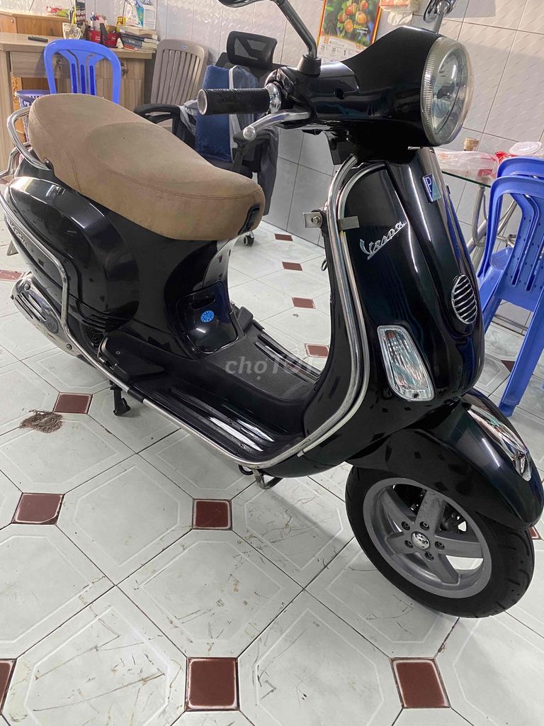 xe vespa đen đầu nồi zin. Mua bán Xe máy tại Quận 7 Tp Hồ Chí Minh được đăng bởi thanh xuân hình 3