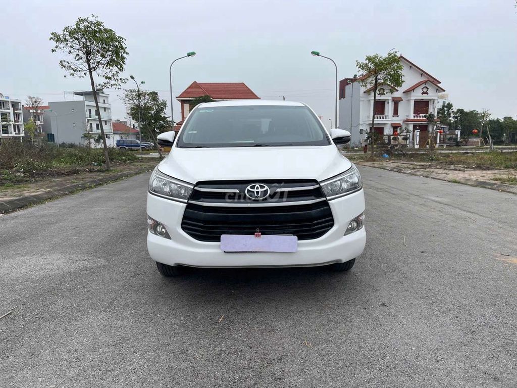 Toyota Innova 2018 2.0E - 11000 km