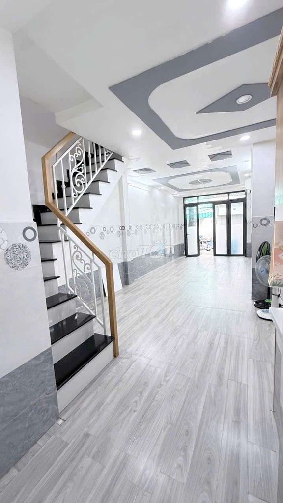 NHÀ NGUYÊN CĂN HỒNG BÀNG 