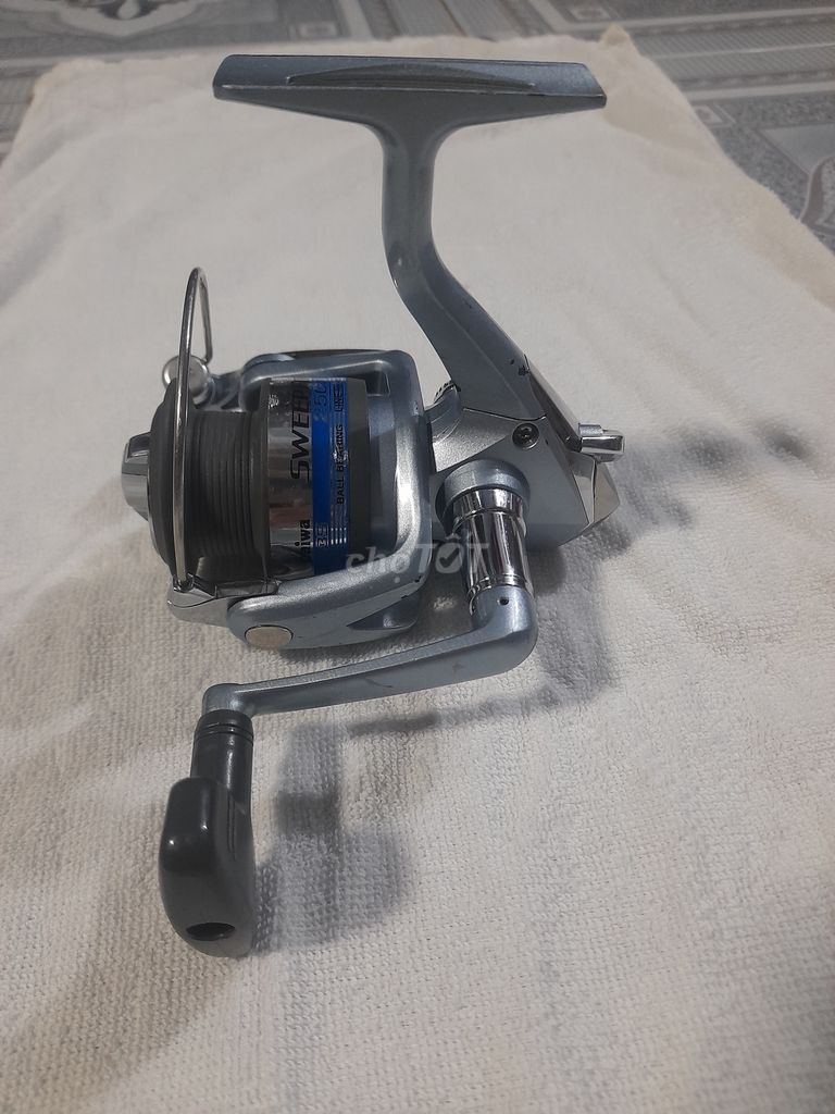 MÁY CÂU: DAIWA CROSFIRE SIZE 3000