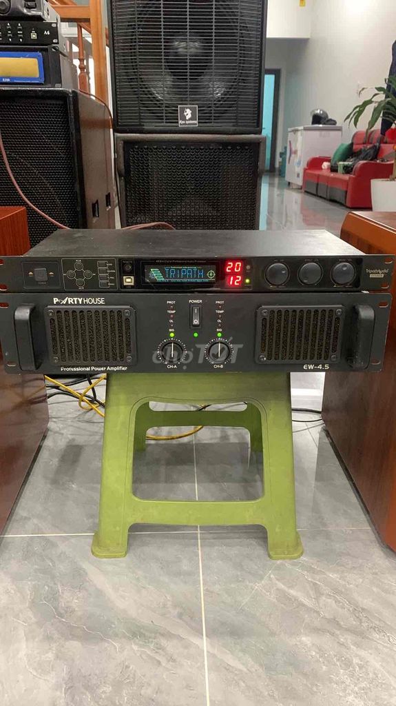 Loa siêu trầm JBL Nâu Gỗ. Mua bán Tivi, Âm thanh tại Huyện Quỳnh Phụ Thái Bình được đăng bởi Phạm Văn Điển hình 1