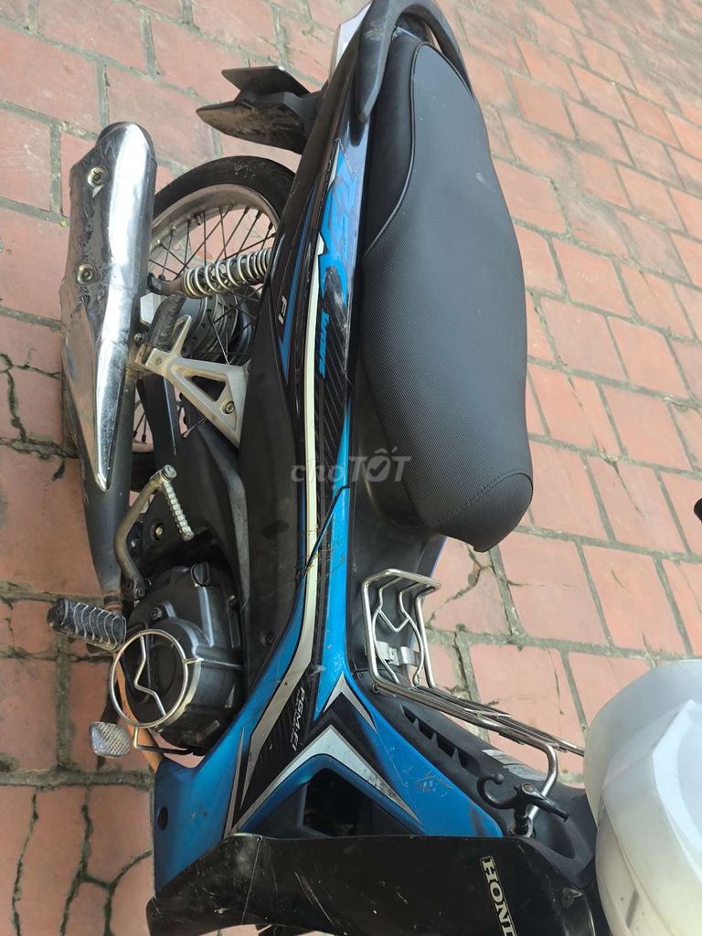 Honda Wave RSX FI 2018 Xanh Đen 40000 km. Mua bán Xe máy tại Huyện Mê Linh Hà Nội được đăng bởi Nam Dương hình 4