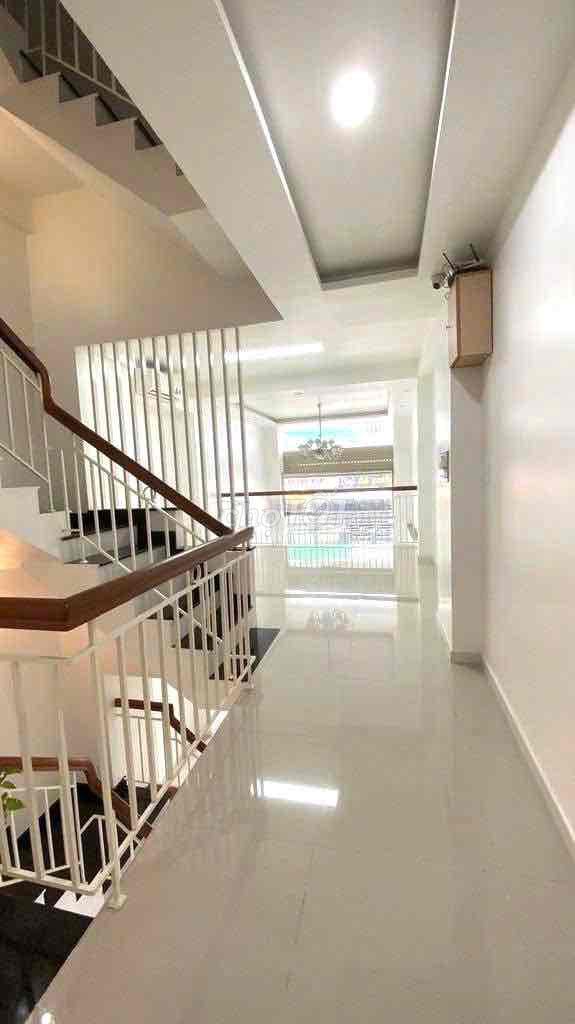 Аренда · 6 комн. · 76 м² · Quận 5, ул. Đường Trần Hưng Đạo