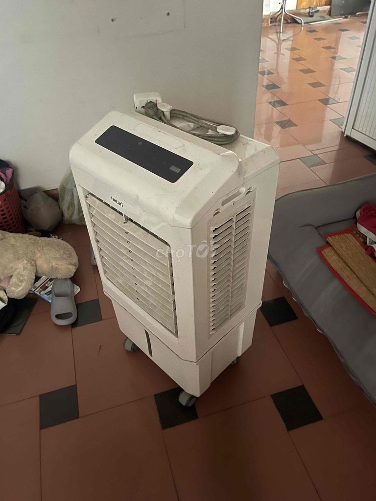 Quạt hơi nước Hatari Trắng Hỏng mạch. Mua bán Quạt tại Quận Thanh Khê Đà Nẵng được đăng bởi Dũng Nguyễn hình 1
