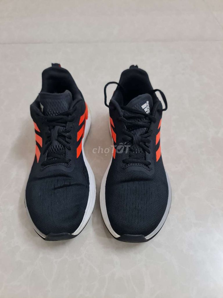 Adidas sz 43 ( hàng tuyển)