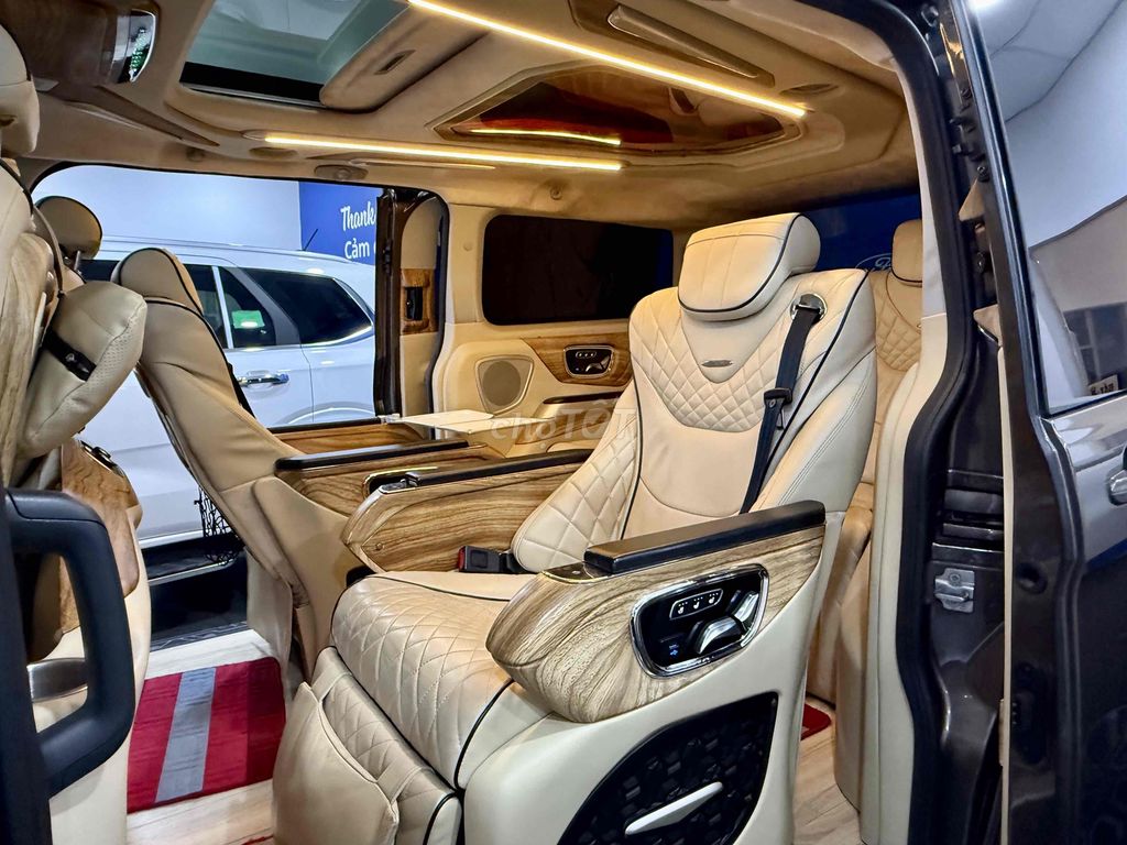 Ford Tourneo 2019 Limousine 2.0 AT - 68000 km. Mua bán Ô tô tại Quận Tân Bình Tp Hồ Chí Minh được đăng bởi FORD PHỔ QUANG XE CŨ hình 9