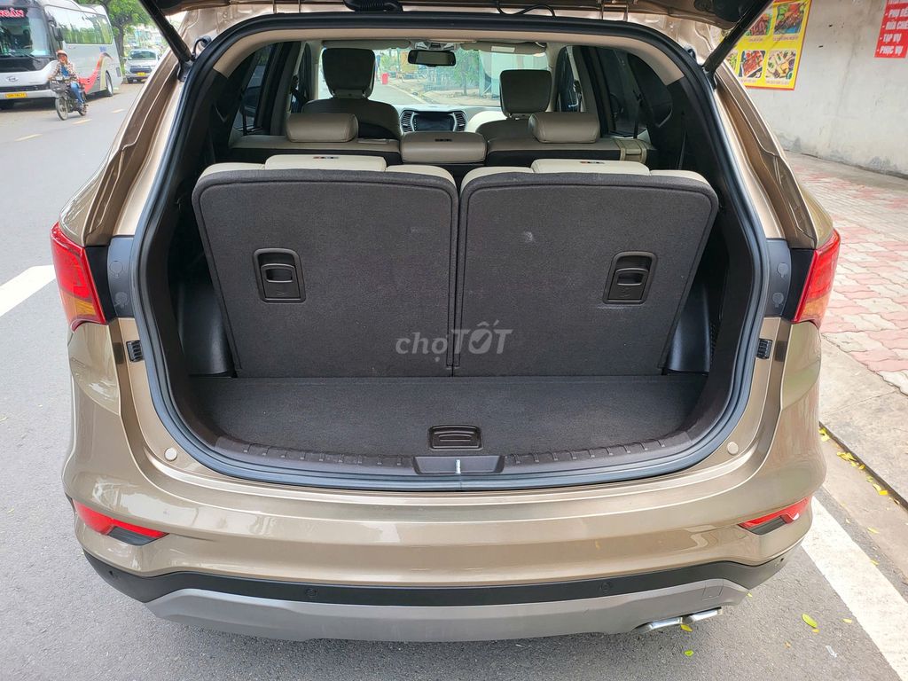 Hyundai Santafe 2017 2.4 AWD Nâu đất. Mua bán Ô tô tại Quận 10 Tp Hồ Chí Minh được đăng bởi Anh Thanh hình 7