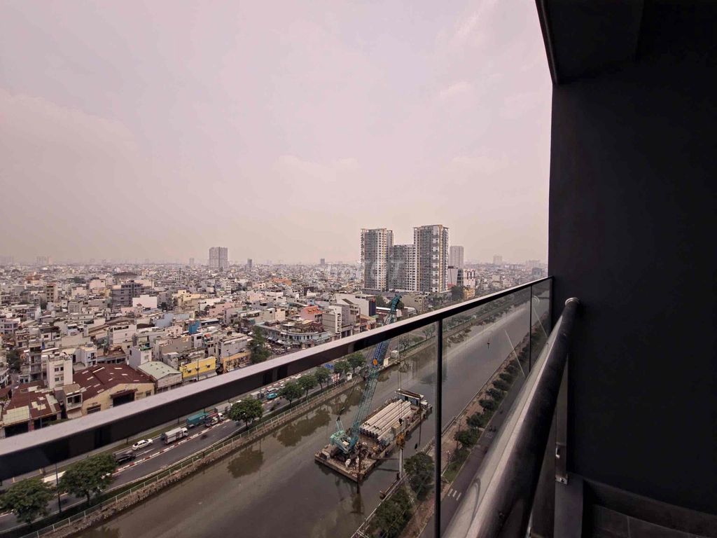 Аренда · 3 комн. · 81 м² · Quận 8, ул. Bến Bình Đông