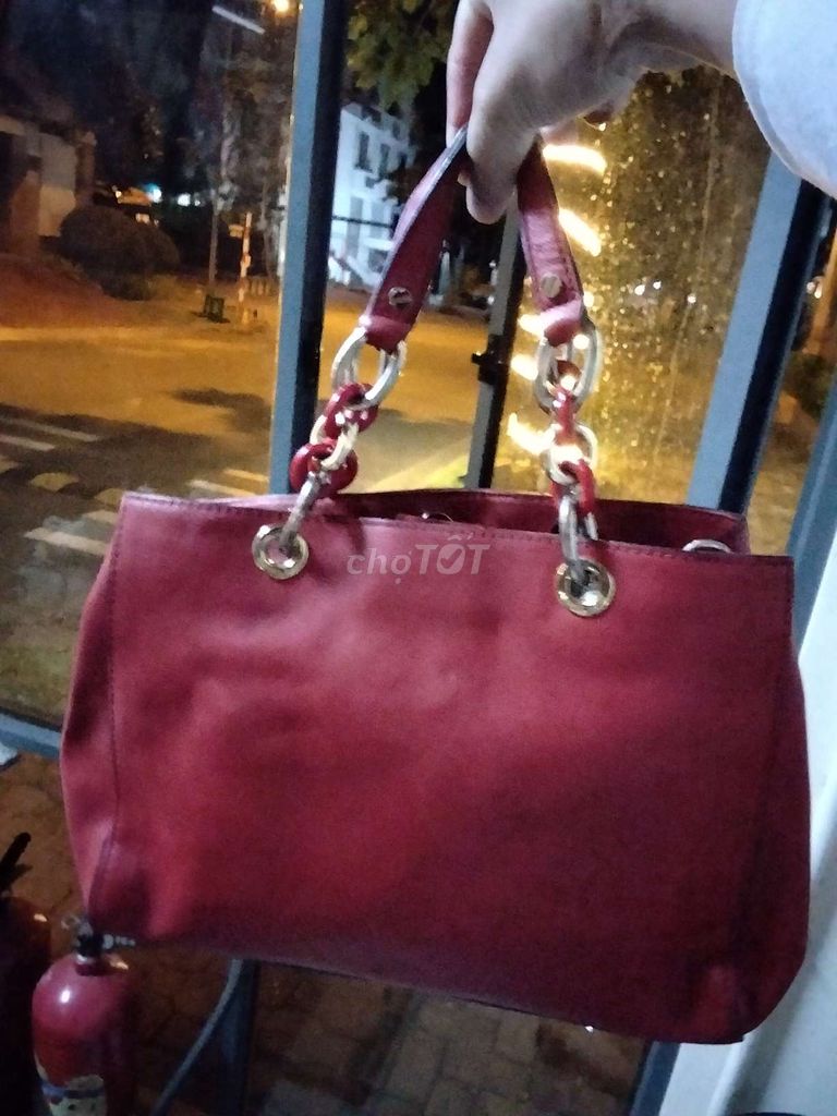 Túi xách nữ Michael kors qua sử dụng. Mua bán Túi xách tại Quận 4 Tp Hồ Chí Minh được đăng bởi Trần Vũ Hưng hình 3
