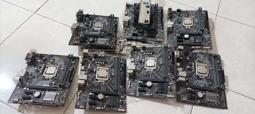 combo H310 + i3 8100/9400f. Mua bán Linh kiện (RAM, Card...) tại Thành phố Dĩ An Bình Dương được đăng bởi Nguyễn Văn Liêm hình 1