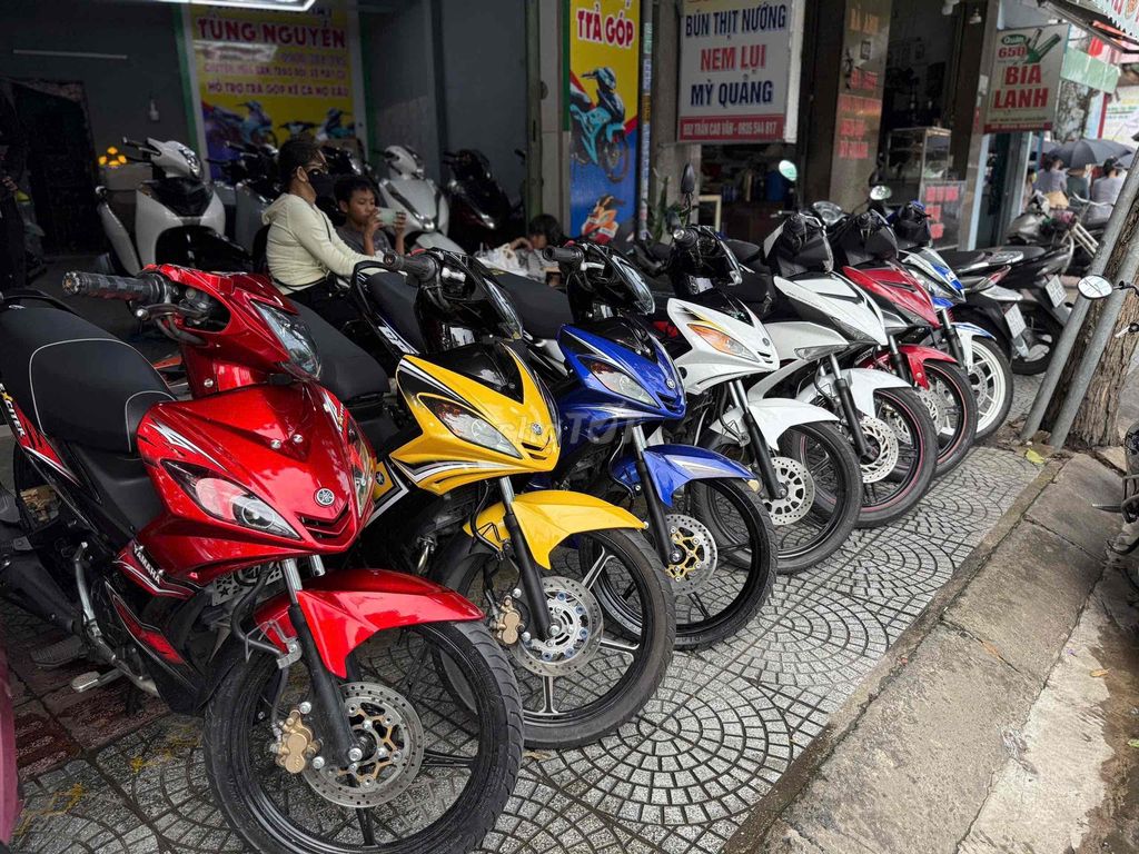 135 côn tay & ctd chỉ 2x vừa gop đưa 9đ lấy xe nè. Mua bán Xe máy tại Quận Thanh Khê Đà Nẵng được đăng bởi Xe Máy Tùng Nguyễn hình 1