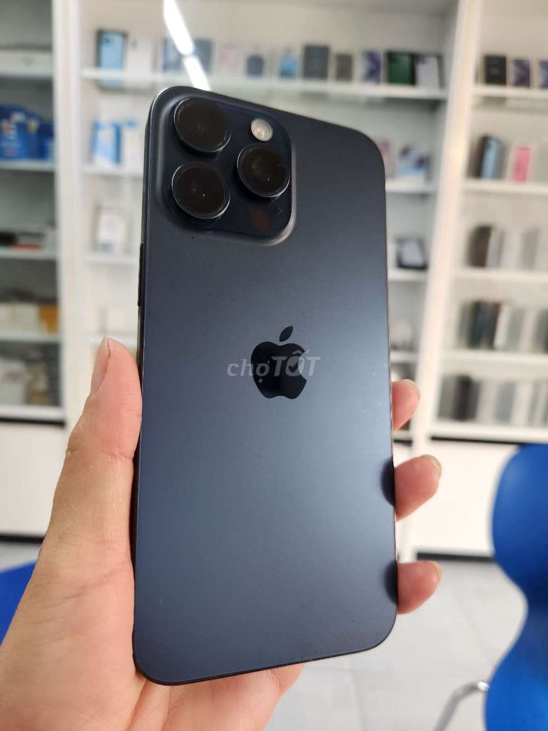 iPhone 15 Pro Max 256GB Đen zin áp Mã VNA. Mua bán Điện thoại tại Thành phố Thuận An Bình Dương được đăng bởi Thanh xuân  hình 1