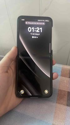 Samsung Galaxy Z Flip3 256GB Đã Dùng. Mua bán Điện thoại tại Quận Hoàng Mai Hà Nội được đăng bởi Lê Hiếu