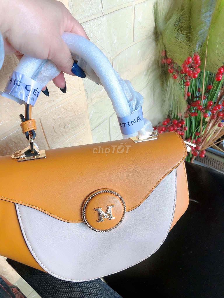 Túi xách Chic Célitina Vàng size 25. Mua bán Túi xách tại Huyện Hóc Môn Tp Hồ Chí Minh được đăng bởi liên trương hình 1