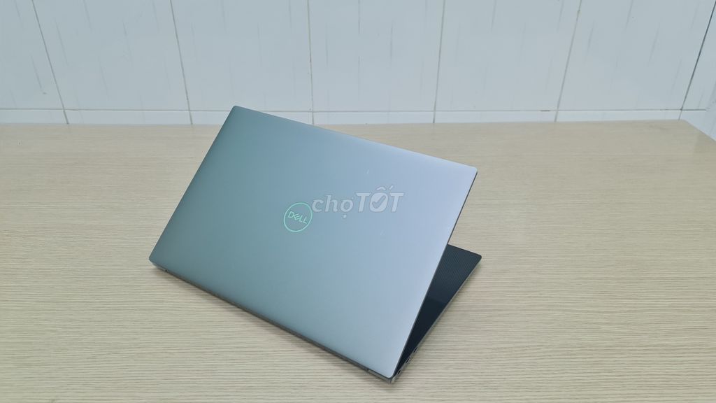 Dell 5560 i7, Vga 4GB, 15.6" tràn viền tuyệt đẹp. Mua bán Laptop tại Quận 10 Tp Hồ Chí Minh được đăng bởi Đinh Thị Hoài hình 1