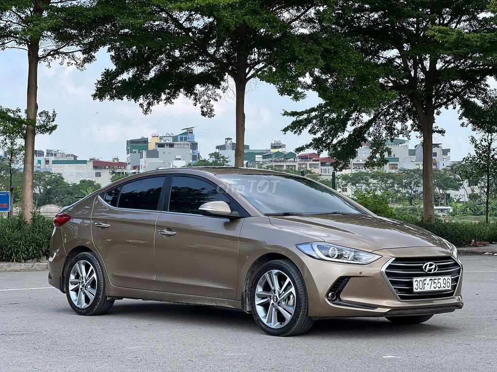 Elantra 2019 2.0AT Nâu vàng ánh kim xe rất mới. Mua bán Ô tô tại Quận Thanh Xuân Hà Nội được đăng bởi Vạn Phát  Auto hình 1