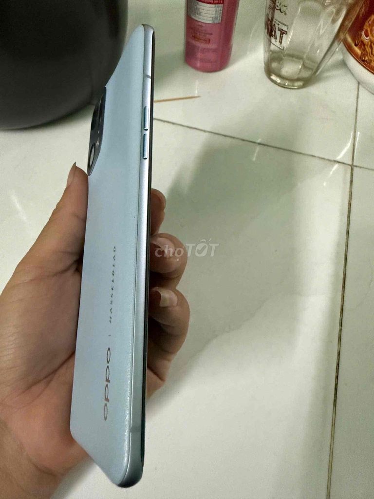 Oppo Find X5 Pro Snapdragon 8 Gen 1 16GB/256GB xan. Mua bán Điện thoại tại Thành phố Dĩ An Bình Dương được đăng bởi Đạt Châu hình 1