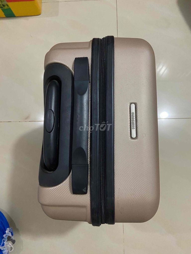 VALI LOCK & LOCK 20 inch. Mua bán Túi xách tại Quận 7 Tp Hồ Chí Minh được đăng bởi Hoàng Nam hình 5