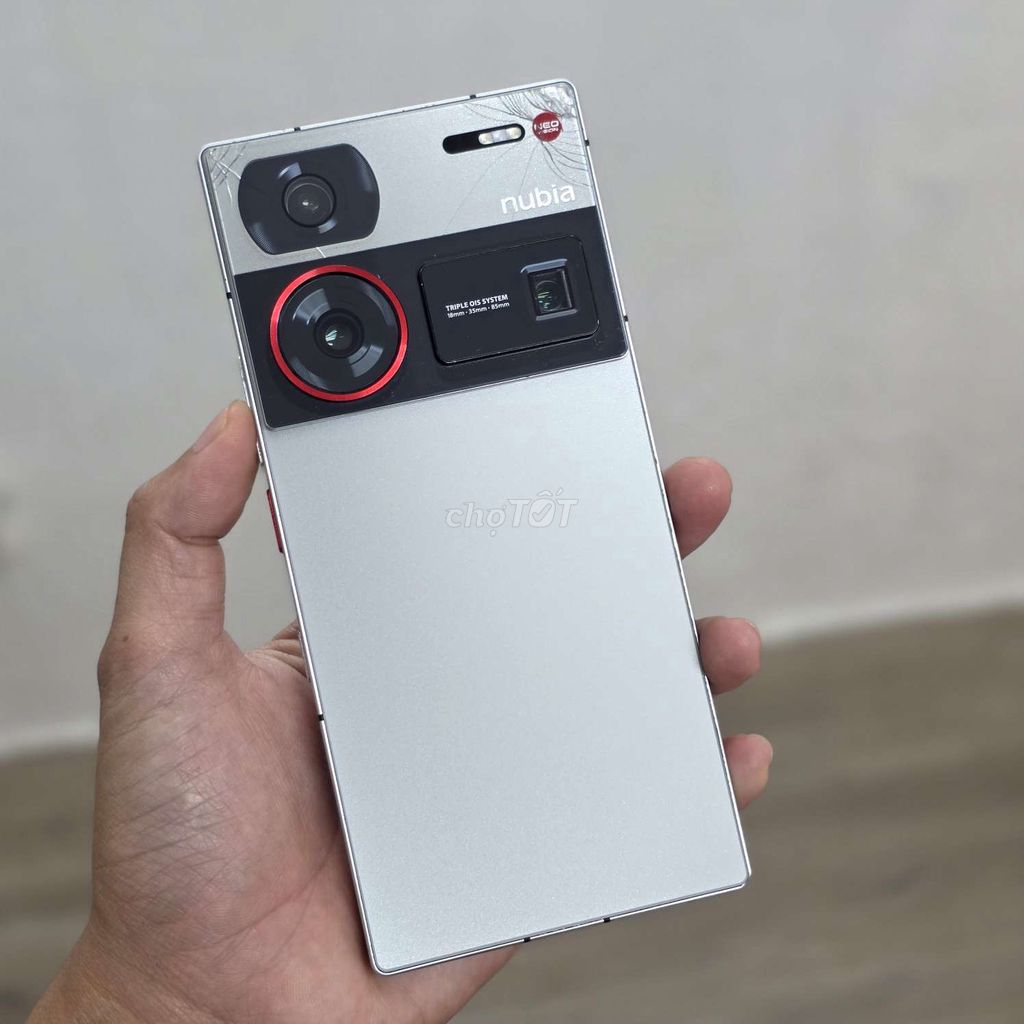 Nubia Z60 Ultra 16GB/512GB Bạc. Mua bán Điện thoại tại Quận Thanh Khê Đà Nẵng được đăng bởi Tú MB hình 1