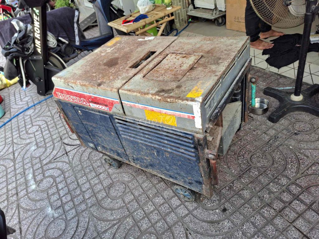 Máy phát điện Honda 5000. Mua bán Đồ chuyên dụng, Giống nuôi trồng tại Quận 8 Tp Hồ Chí Minh được đăng bởi nguyễn văn trung hình 1