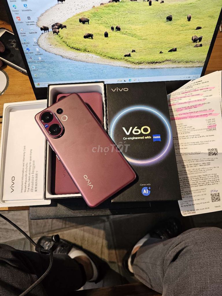 Vivo V60 5G chính hãng Fullbox mua TGDD 20 ngày. Mua bán Điện thoại tại Quận Thanh Xuân Hà Nội được đăng bởi Nghĩa hình 1