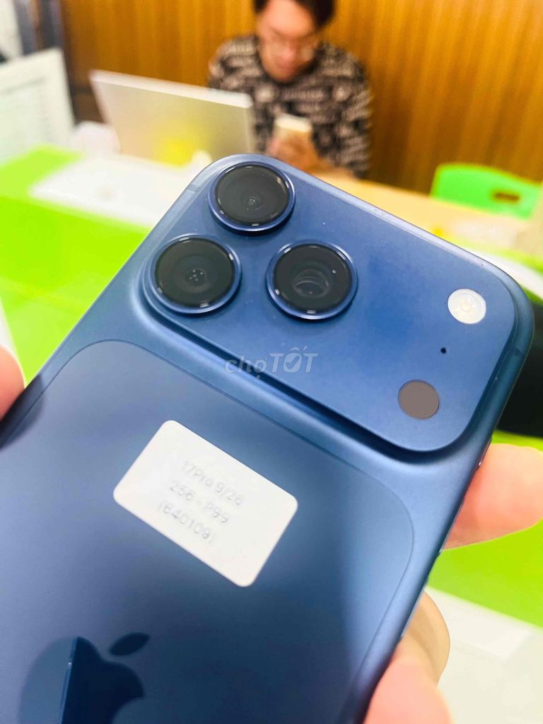 Apple iPhone 17 Pro 256GB Xanh. Mua bán Điện thoại tại Quận Ngô Quyền Hải Phòng được đăng bởi lê thanh thuỷ hình 1