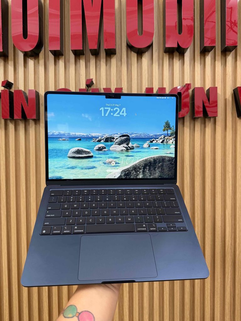 Apple Macbook Air M4 16G/256G Xám Like new. Mua bán Laptop tại Quận Đống Đa Hà Nội được đăng bởi  HT Mobie Trả góp nợ xáu bao duyệt hình 1