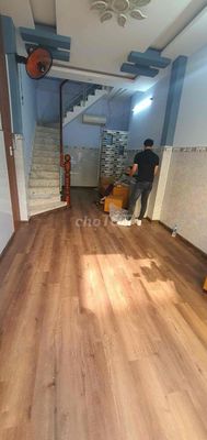 nhà 3 PHÒNG NGỦ 3X11 NGUYỄN THIỆN THUẬT. XE hơi đậu cửa. Cho thuê nhà ở tại Quận 3 Tp Hồ Chí Minh được đăng bởi Phương