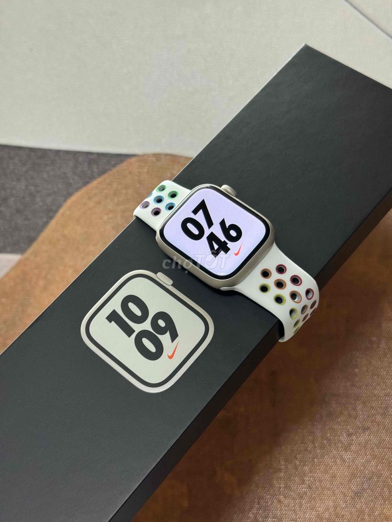 Apple Watch S7 41mm Starlight Nike keng nét. Mua bán Thiết bị đeo thông minh tại Quận Thanh Xuân Hà Nội được đăng bởi TN Watch Apple Watch Chất hình 1