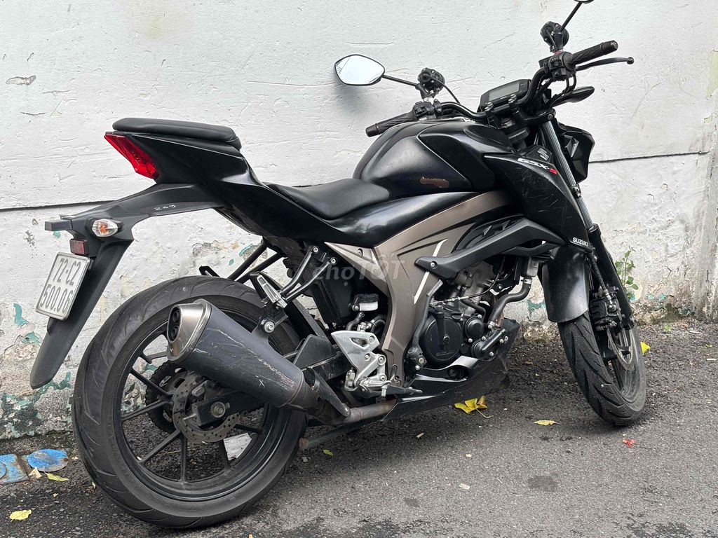 Cần bán suzuki gsx full zin dk 2018. Mua bán Xe máy tại Thành phố Vũng Tàu Bà Rịa - Vũng Tàu được đăng bởi Nguyễn Trần Bảo Long hình 1