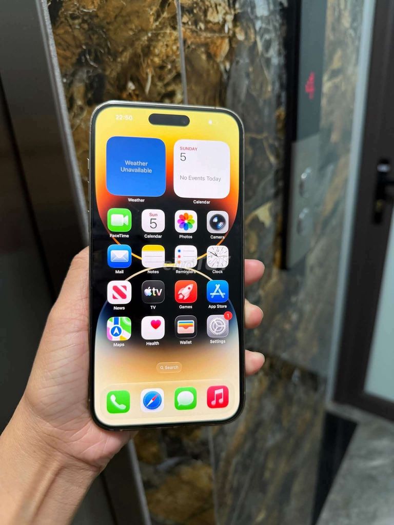 Apple iPhone 14 Pro Max 256GB Quốc tế Nguyên zin. Mua bán Điện thoại tại Quận Cầu Giấy Hà Nội được đăng bởi Hân Nguyễn hình 1