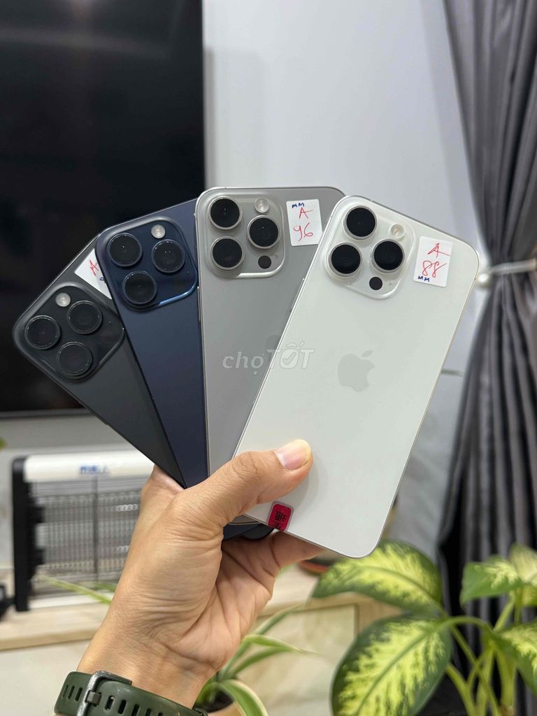 iPhone 15 Pro Max 256GB Quốc tế Zin full. Mua bán Điện thoại tại Huyện Hóc Môn Tp Hồ Chí Minh được đăng bởi Nguyễn Thu hình 1